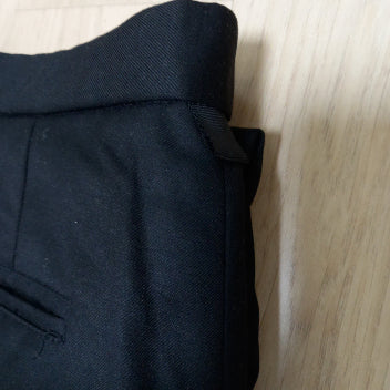 [SOLD OUT] [2] 톰 브라운 블랙 라벨 사이드 팬츠