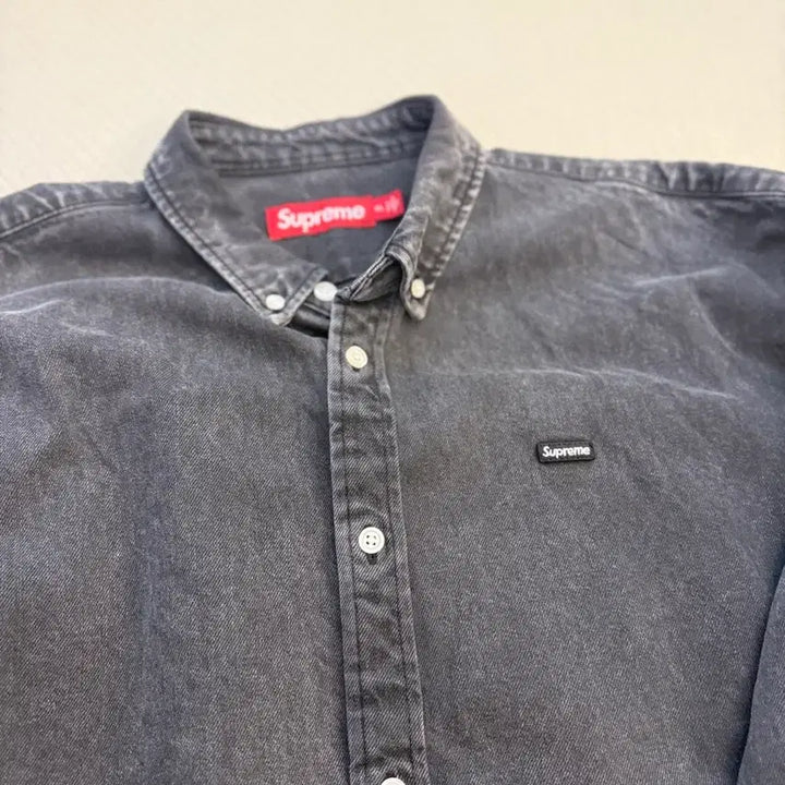 [BUNJANG] Supreme Small Box Denim Shirt Black XL / 슈프림 스몰 박스 데님 셔츠 블랙 - 25SS XL사이즈
