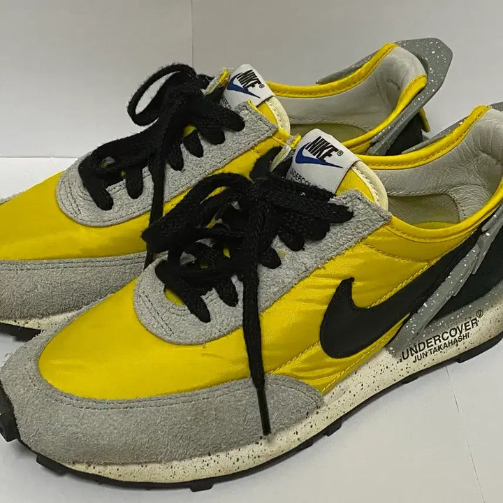 [BUNJANG] Nike x Undercover Daybreak Yellow Citron Sneakers / 나이키 x 언더커버 데이브레이크 옐로우 시트론