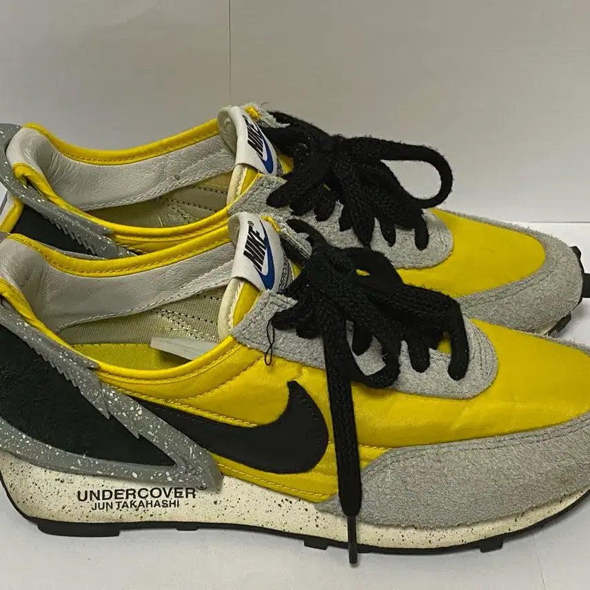 [BUNJANG] Nike x Undercover Daybreak Yellow Citron Sneakers / 나이키 x 언더커버 데이브레이크 옐로우 시트론