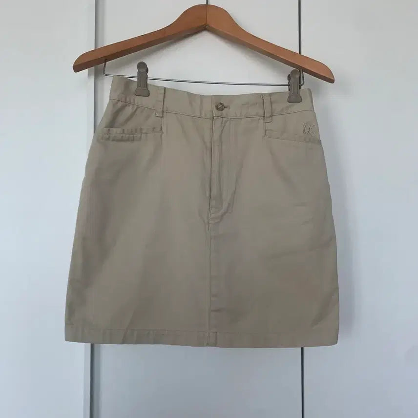 [BUNJANG] Calvin Klein Beige Mini Skirt Size 26 / Calvin Klein 캘빈클라인 베이지 미니스커트 26 사이즈