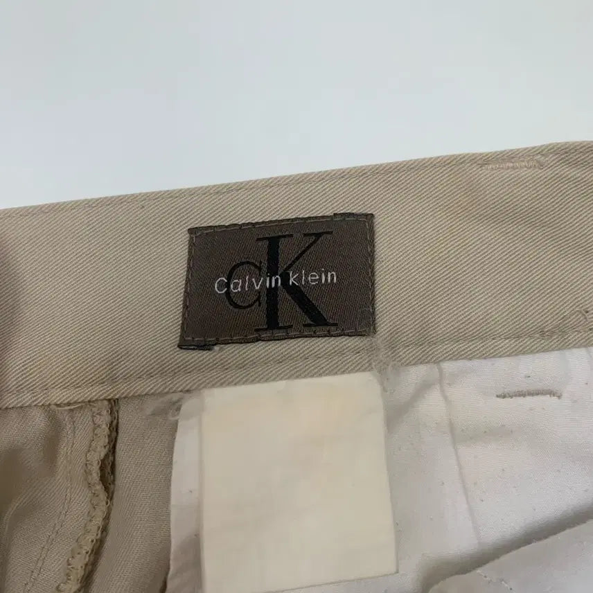 [BUNJANG] Calvin Klein Beige Mini Skirt Size 26 / Calvin Klein 캘빈클라인 베이지 미니스커트 26 사이즈