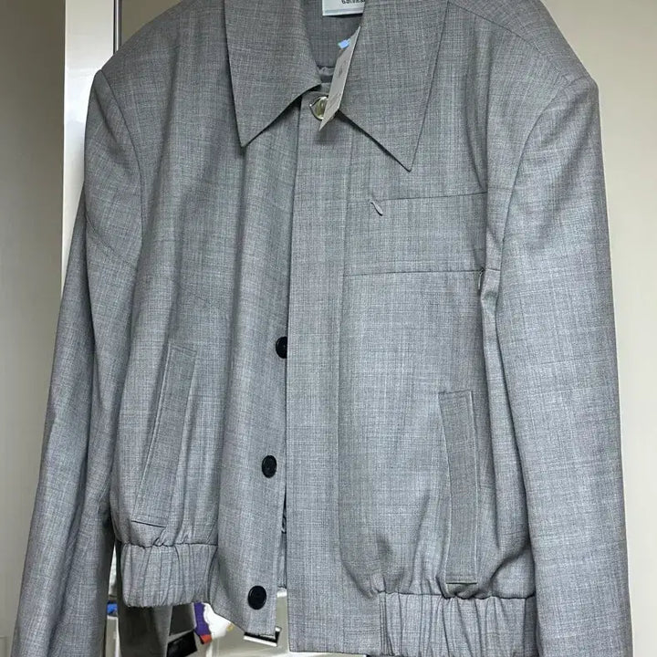 [BUNJANG] Waviness Tunneling Wool Cropped Blouson Jacket / 웨이비니스 터널링 울 크롭 블루종