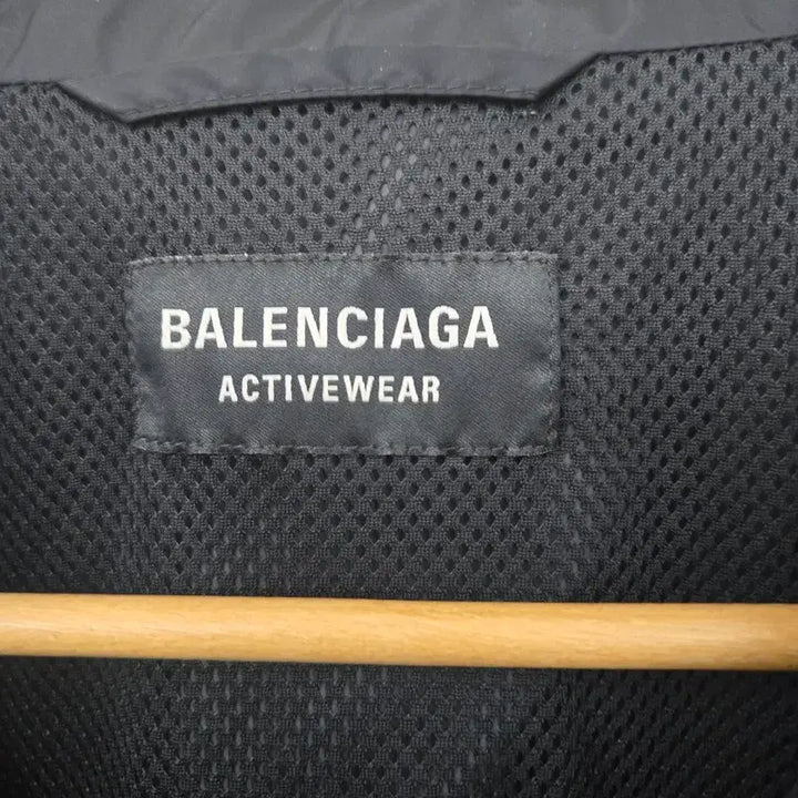 [BUNJANG] Balenciaga Windbreaker Oversized Fit / [XXL]발렌시아가 바람막이 오버핏