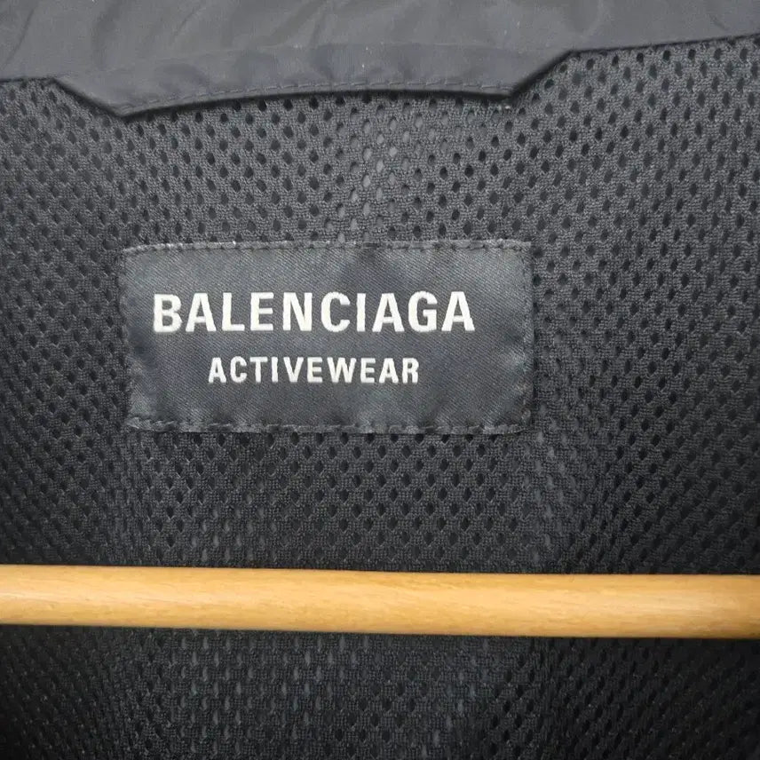 [BUNJANG] Balenciaga Windbreaker Oversized Fit / [XXL]발렌시아가 바람막이 오버핏