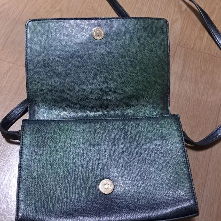 [BUNJANG] J.ESTINA Black Leather Mini Crossbody Bag / 제이에스티나 블랙 가죽 크로스백 미니백