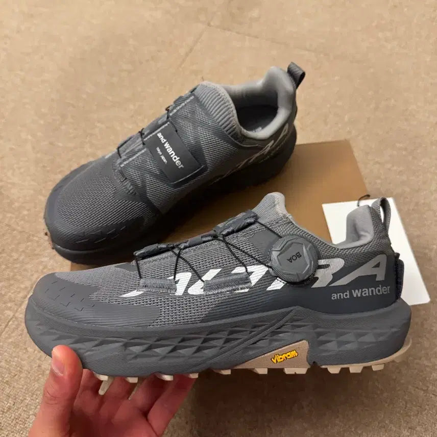 [BUNJANG] Altra x and wander Timp5 Boa 255 / 알트라 X 앤드원더 팀프5 보아 255
