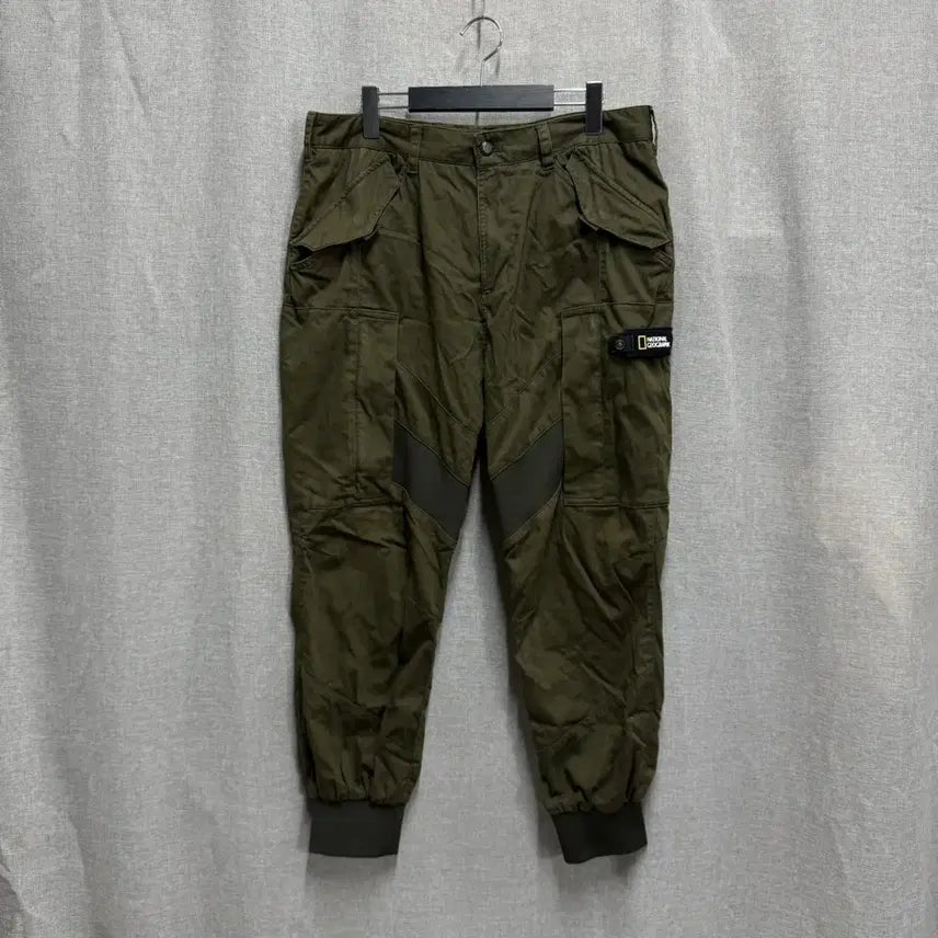 [SOLD OUT] [34] 내셔널지오그래픽 카고 조거팬츠 카키 바지