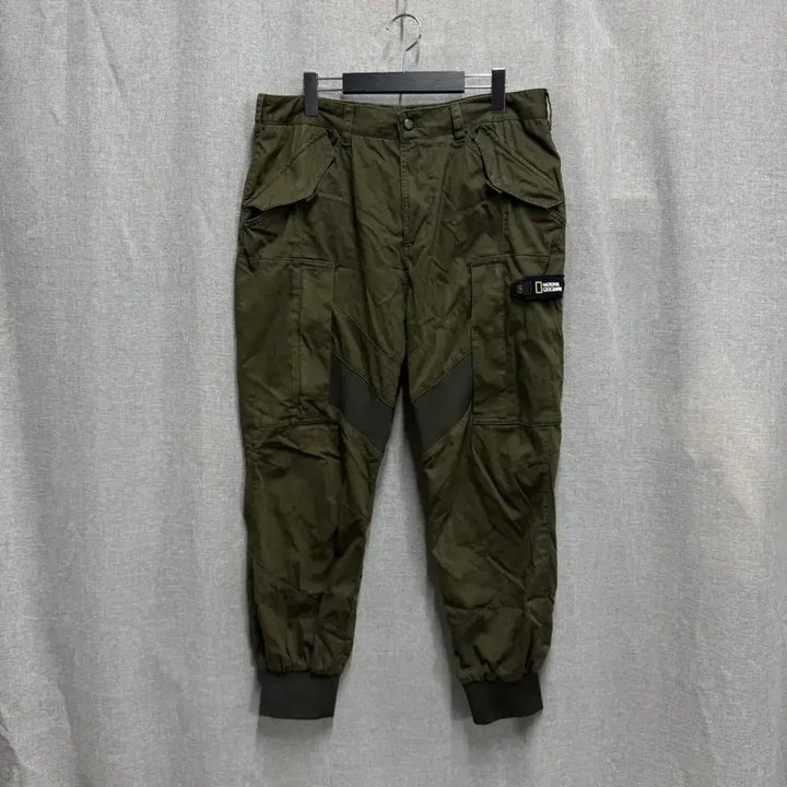 [SOLD OUT] [34] 내셔널지오그래픽 카고 조거팬츠 카키 바지