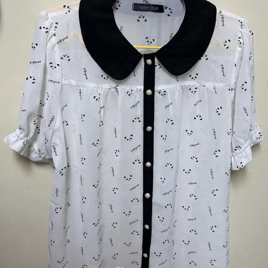 [BUNJANG] Chip Clip Panda Pattern Vintage Blouse / 일본 빈티지 칩클립 판다 패턴 블라우스 모리걸