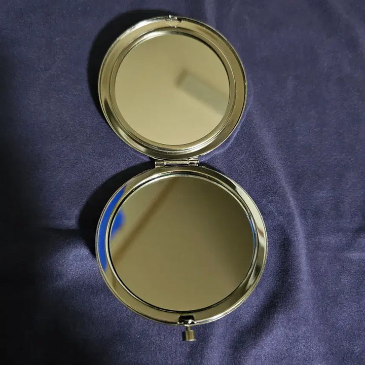 [BUNJANG] Red Velvet Irene Antique Hand Mirror / 레드벨벳 아이린 손거울 앤티크 핸드미러