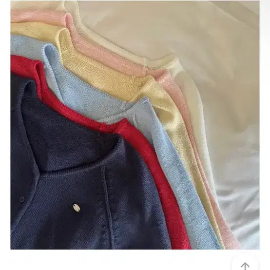 [SOLD OUT] 옐로우 봄 가디건