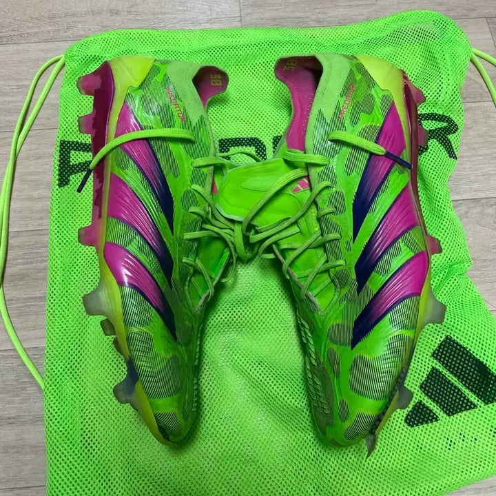 [BUNJANG] Adidas Predator 275 Football Cleats / 급처) 아디다스 프레데터 한정판 275 축구화