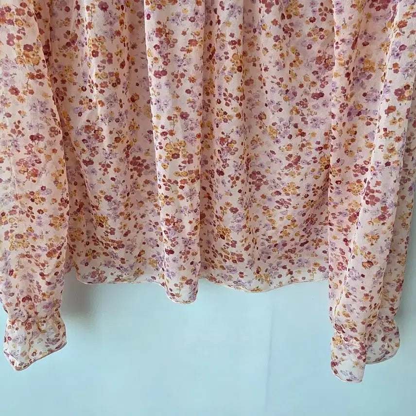[SOLD OUT] 66-88)시스루 넥밴딩 블라우스