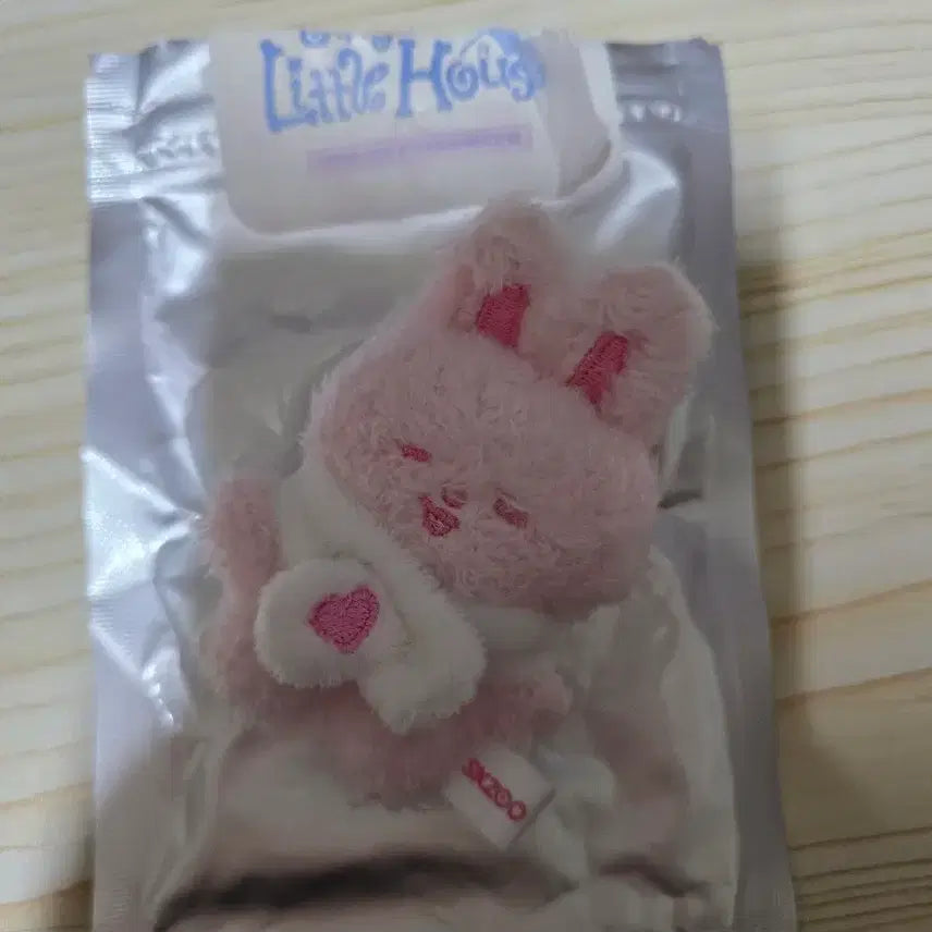 [SOLD OUT] SKZOO 리노 딸기ver. Leebit 인형 Little House판매