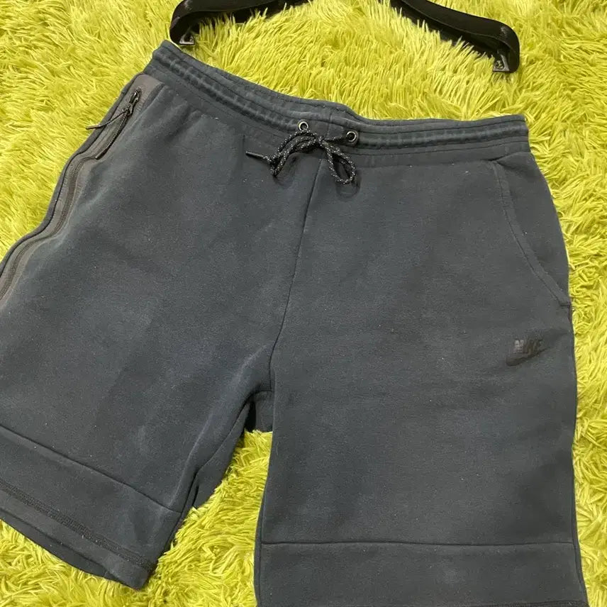 [SOLD OUT] 나이키 블랙 반바지 트레이닝
