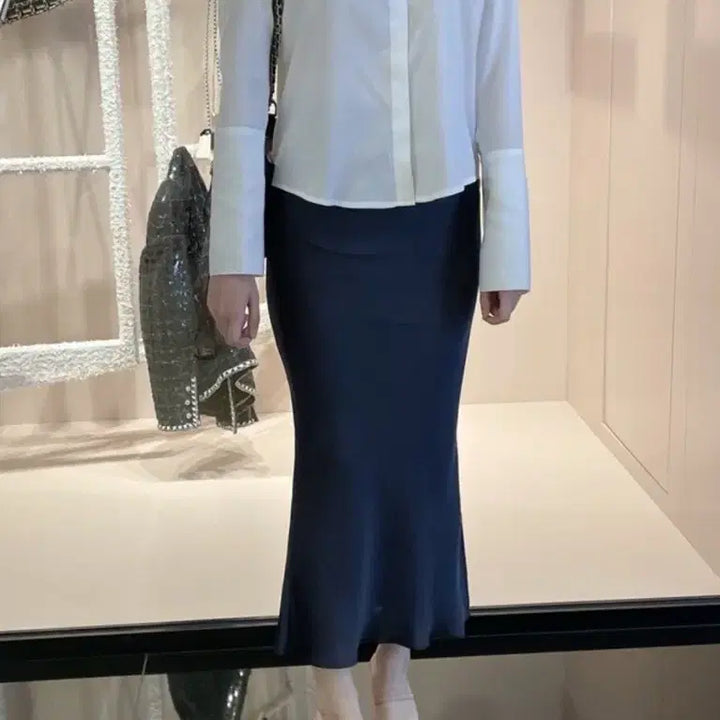 [BUNJANG] CLORE Navy Silky Mermaid Long Skirt / CLORE 클로르 네이비 실키 머메이드 롱스커트 하객룩 출근룩 오피스룩