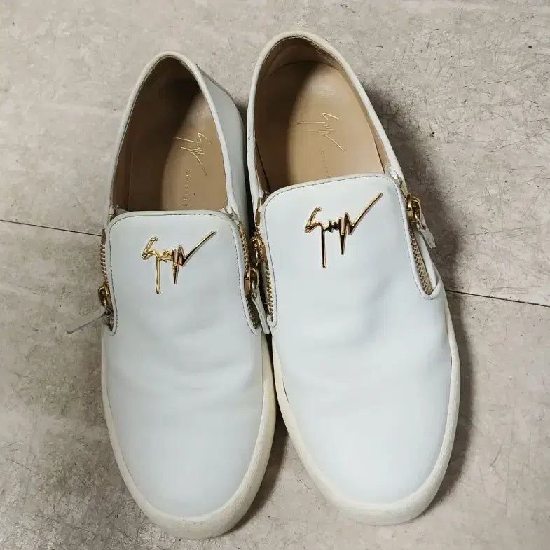 [BUNJANG] Giuseppe Zanotti White Leather Slip-on Sneakers / 쥬세페 자노티 화이트 레더 슬립온