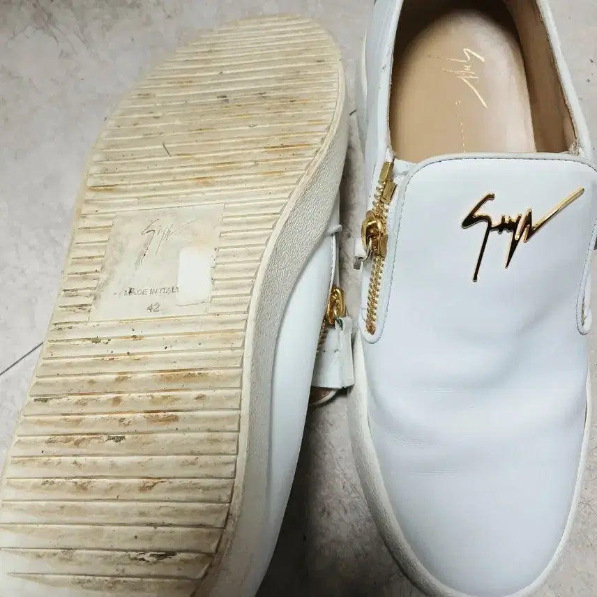[BUNJANG] Giuseppe Zanotti White Leather Slip-on Sneakers / 쥬세페 자노티 화이트 레더 슬립온