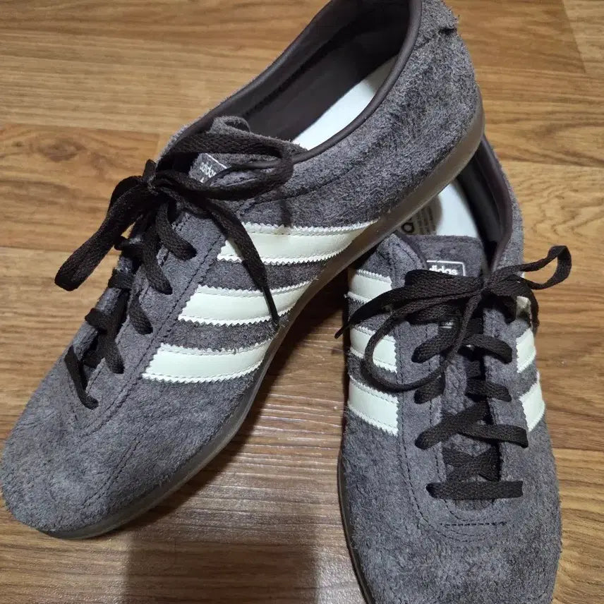 [BUNJANG] Adidas Gazelle Low Pro Dark Brown Sneakers / 가젤 로우 프로 - 다크브라운:크림화이트(260)