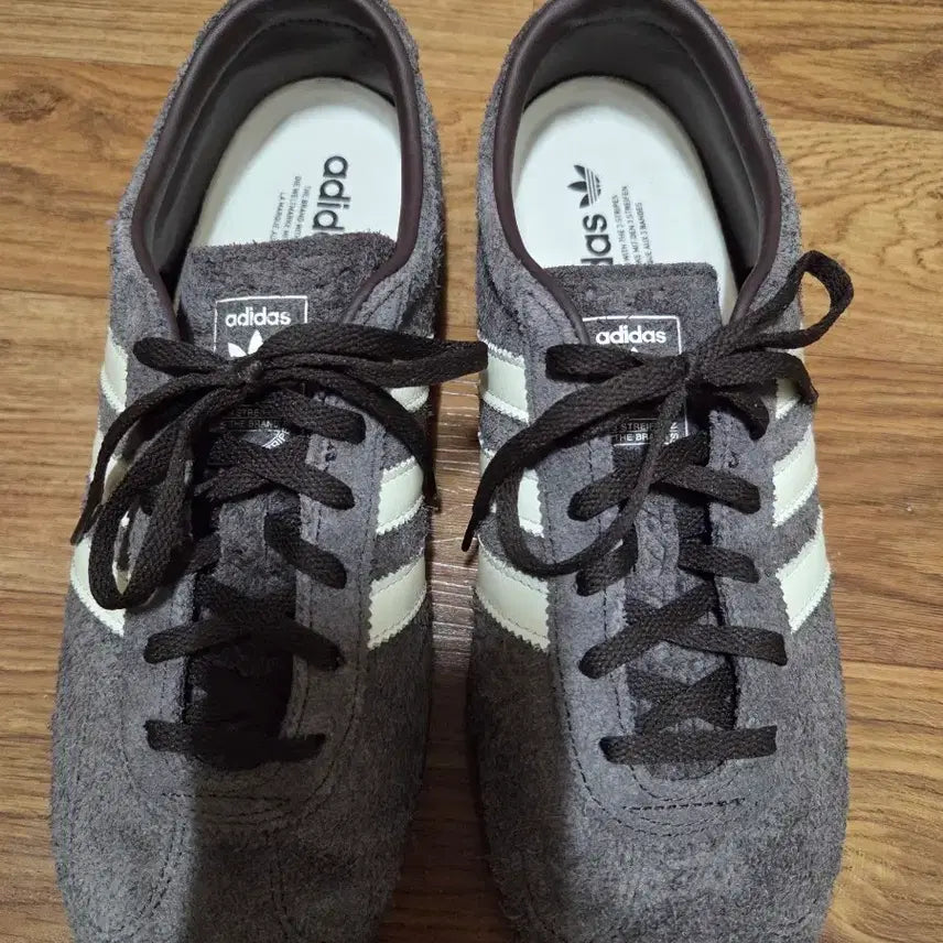 [BUNJANG] Adidas Gazelle Low Pro Dark Brown Sneakers / 가젤 로우 프로 - 다크브라운:크림화이트(260)