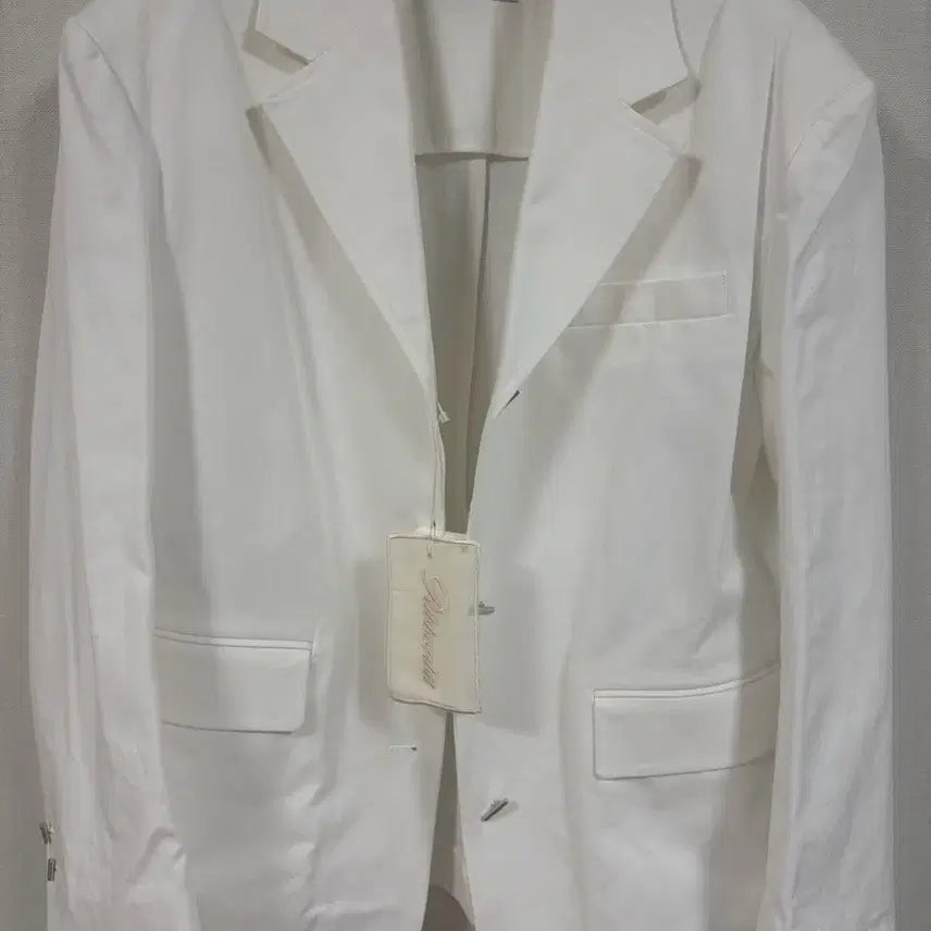 [SOLD OUT] 리본빛 화이트 자켓