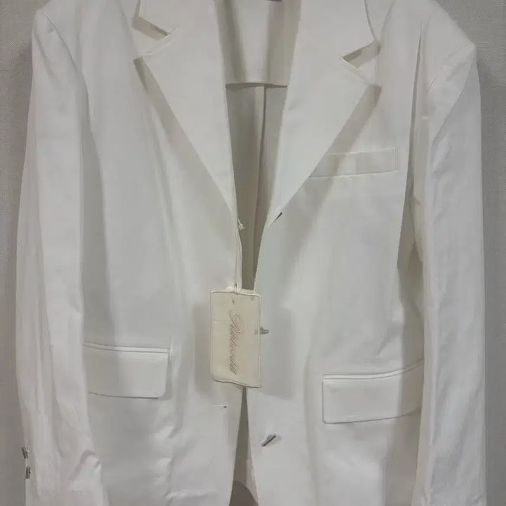 [SOLD OUT] 리본빛 화이트 자켓