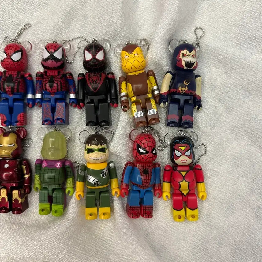 [BUNJANG] Bearbrick Marvel Happy Kuji 100% Bundle Set / 베어브릭 마블 해피쿠지 100% 일괄