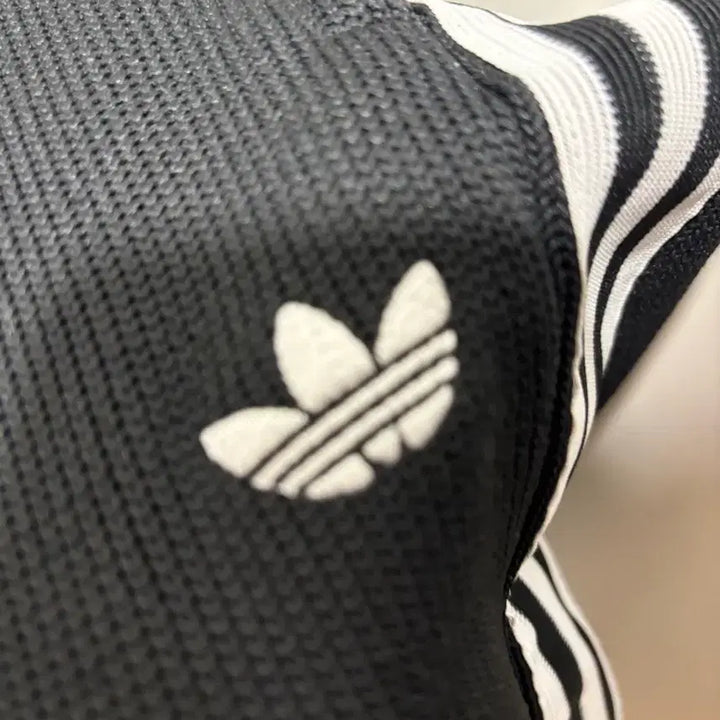 [BUNJANG] Adidas Adicolor Firebird Knit Track Pants / 아디다스 아디컬러 파이어버드 니트 트랙 팬츠