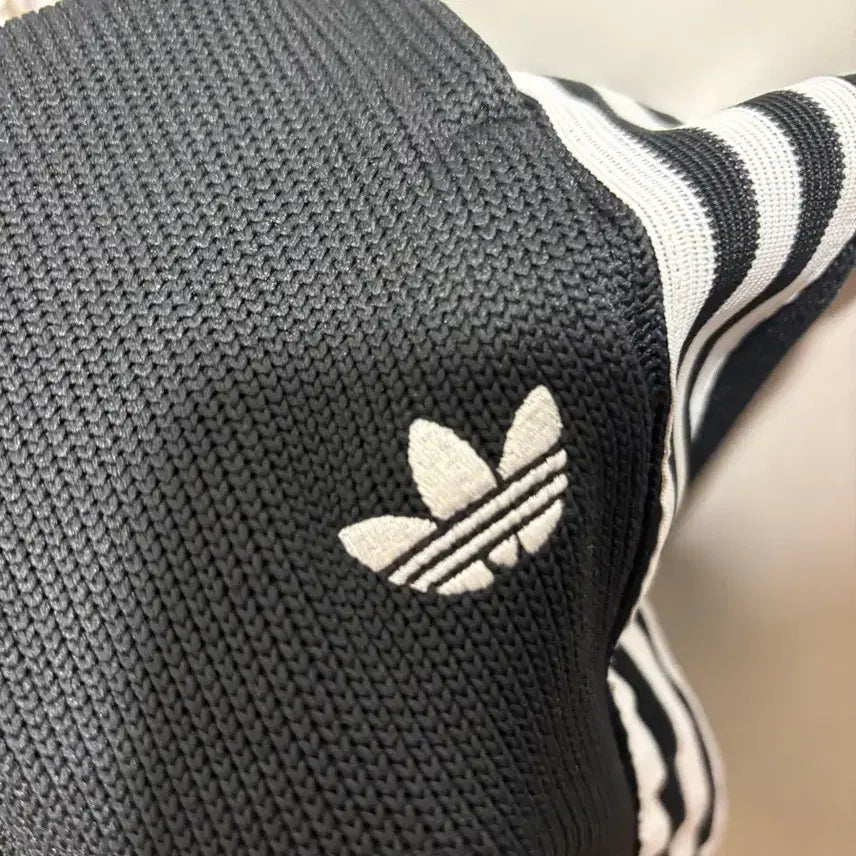 [BUNJANG] Adidas Adicolor Firebird Knit Track Pants / 아디다스 아디컬러 파이어버드 니트 트랙 팬츠