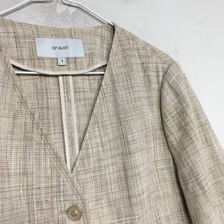 [BUNJANG] On &amp; On Linen Collarless Short Sleeve Jacket Ivory 85 / 온앤온 린넨 노카라 반팔 자켓 85