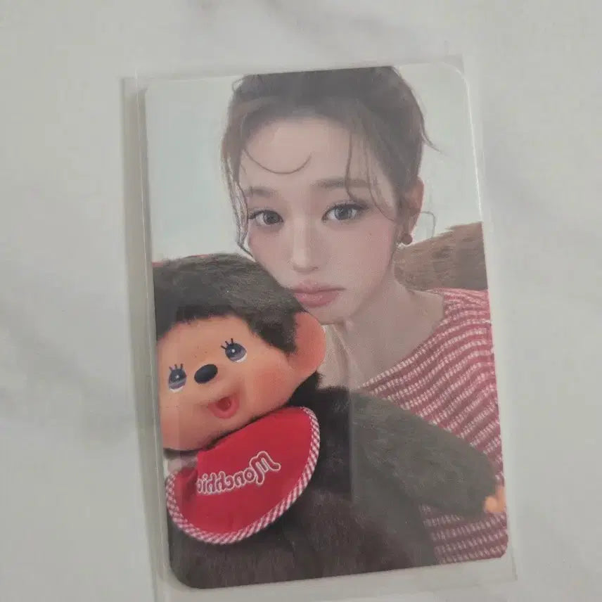 [BUNJANG] Amuse Wonyoung Monchouchou Photocard / 어뮤즈 장원영 몬치치 한정 포토카드