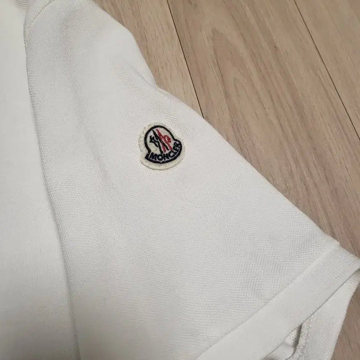 [BUNJANG] Moncler White Short Sleeve T-shirt XL / 몽클레어 화이트 반팔 XL