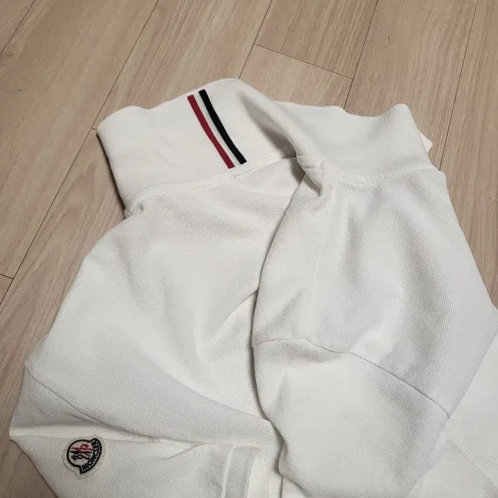 [BUNJANG] Moncler White Short Sleeve T-shirt XL / 몽클레어 화이트 반팔 XL