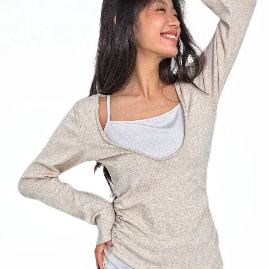 [SOLD OUT] 오운서 올드 메모리 레이어드 언발란스 롱슬리브 아이보리