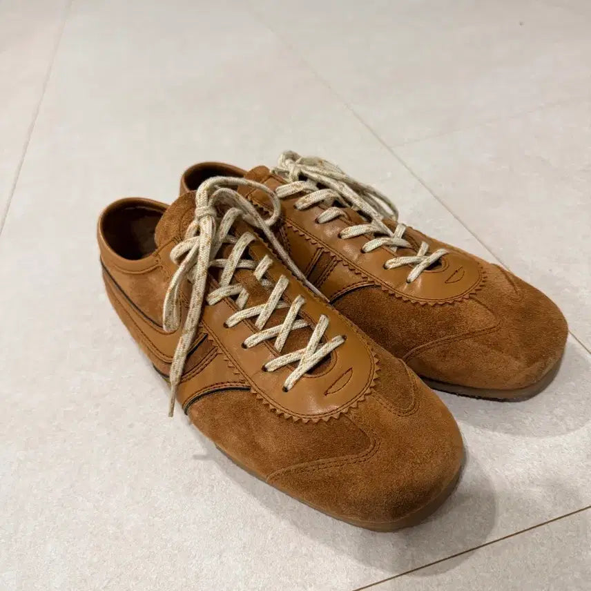 [SOLD OUT] 43) 드리스반노튼 스웨이드 스니커즈