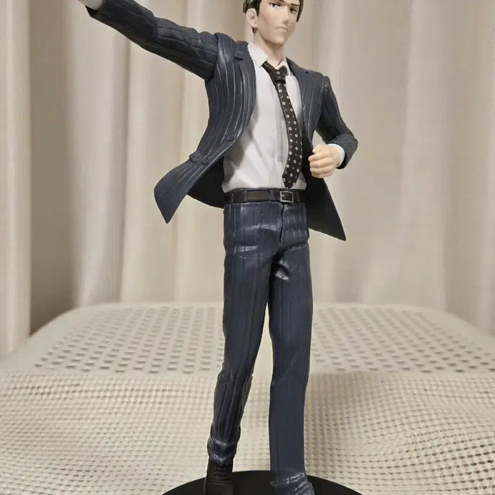 [BUNJANG] S.H.Figuarts Jujutsu Kaisen Nanami Kento Suit Version Figure / 전시 중고품 ) 전력조형 주술회전 피규어 나나미 켄토 정장 버전