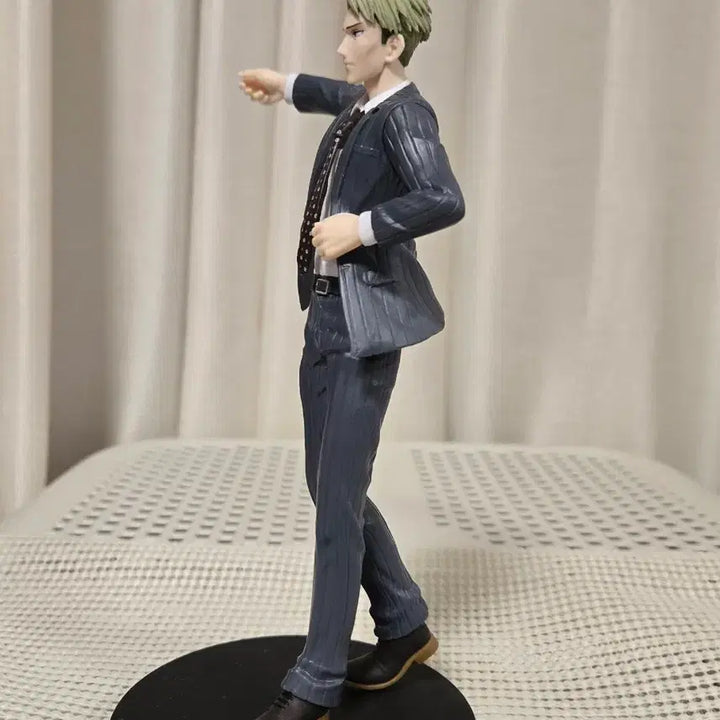 [BUNJANG] S.H.Figuarts Jujutsu Kaisen Nanami Kento Suit Version Figure / 전시 중고품 ) 전력조형 주술회전 피규어 나나미 켄토 정장 버전