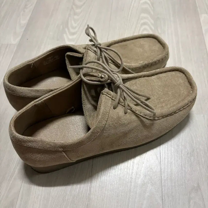 [BUNJANG] GU Moccasin Shoes Beige / GU 모카신 슈즈 베이지