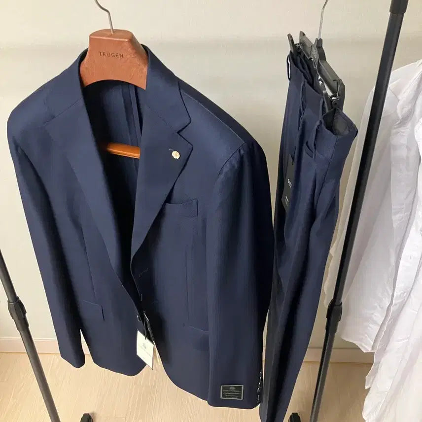 [BUNJANG] Kiton Carlo Barbera Suit / (kiton) 키톤 까를로바베라 수트