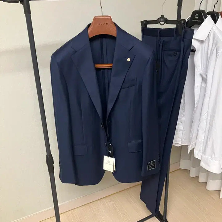 [BUNJANG] Kiton Carlo Barbera Suit / (kiton) 키톤 까를로바베라 수트