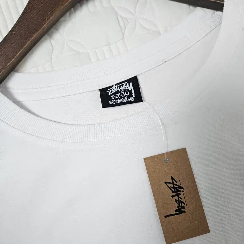 [BUNJANG] Stussy White T-Shirt (XL) / 스투시 화이트 반팔 티셔츠 새상품