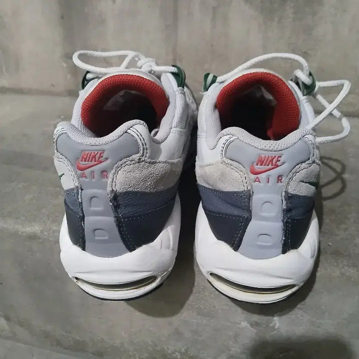 [BUNJANG] Nike Air Max 95 Premium Green Sneakers / 나이키 에어맥스 95 프레티넘 그린 운동화 [size 275mm]