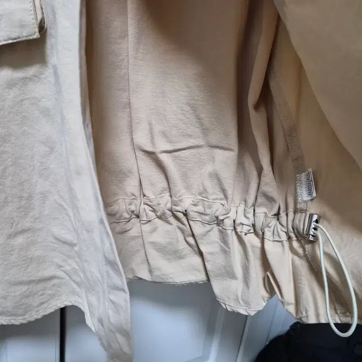 [BUNJANG] Miss Mizz Beige Pocket Shirt Jacket / 미스미즈 베이지색 포켓 셔츠 자켓