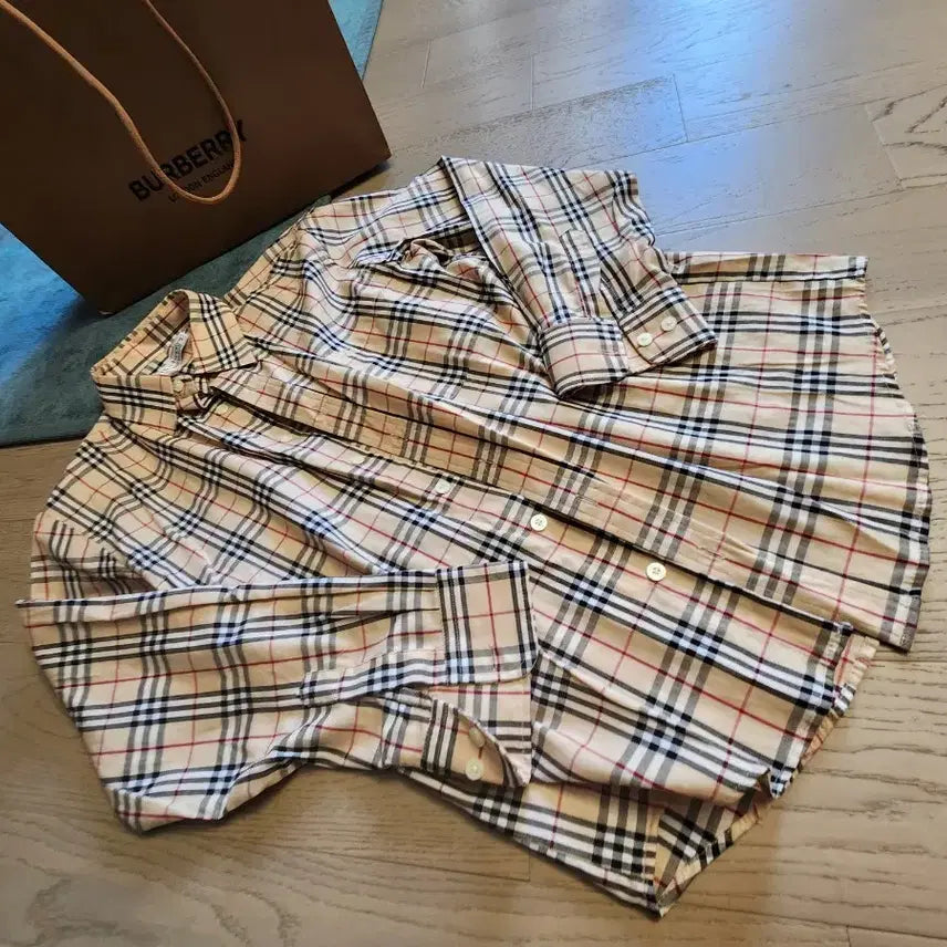 [SOLD OUT] 버버리정품 셔츠 M