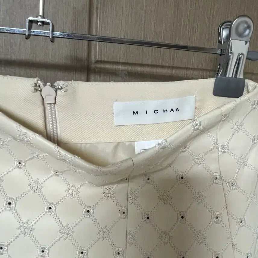 [SOLD OUT] (새상품)미샤 스커트 44사이즈 판매합니다