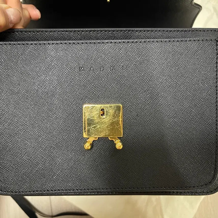 [BUNJANG] Marni Trunk Bag Medium Crossbody / 마르니 트렁크백 미듐
