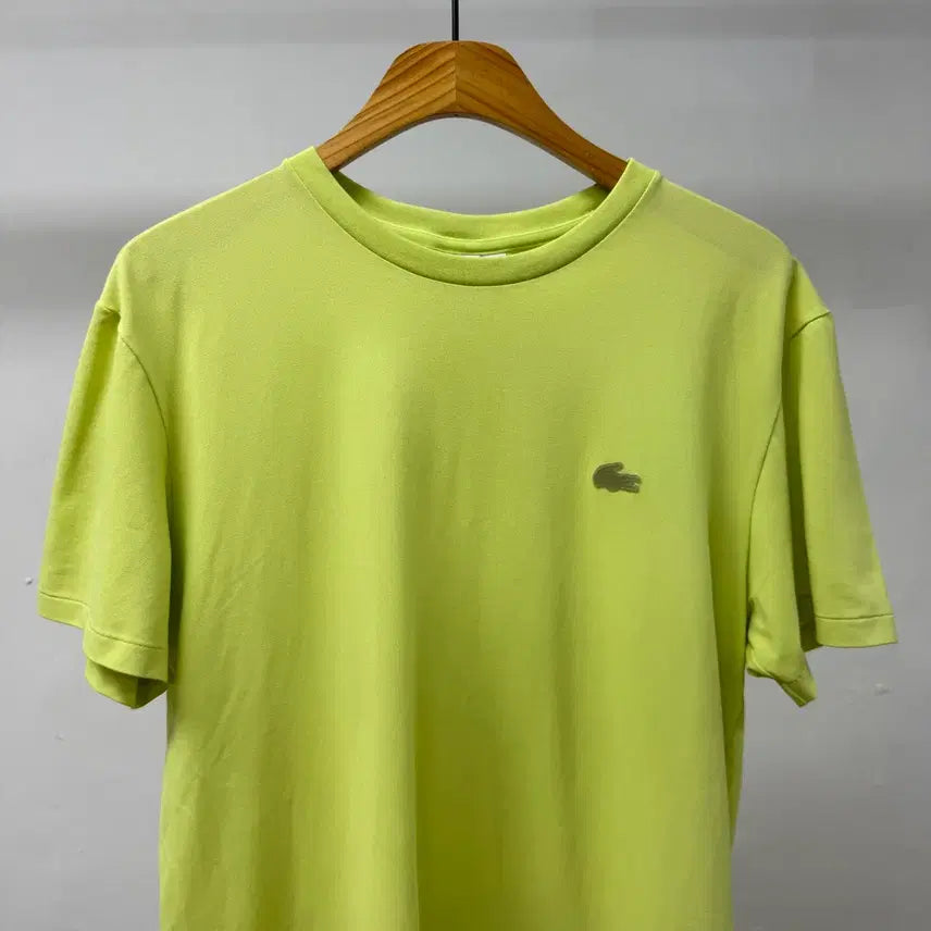 [BUNJANG] Lacoste Fluorescent Lime Short Sleeve T-Shirt - Size M / 라코스테 반팔 티셔츠 형광 라임 M JS42