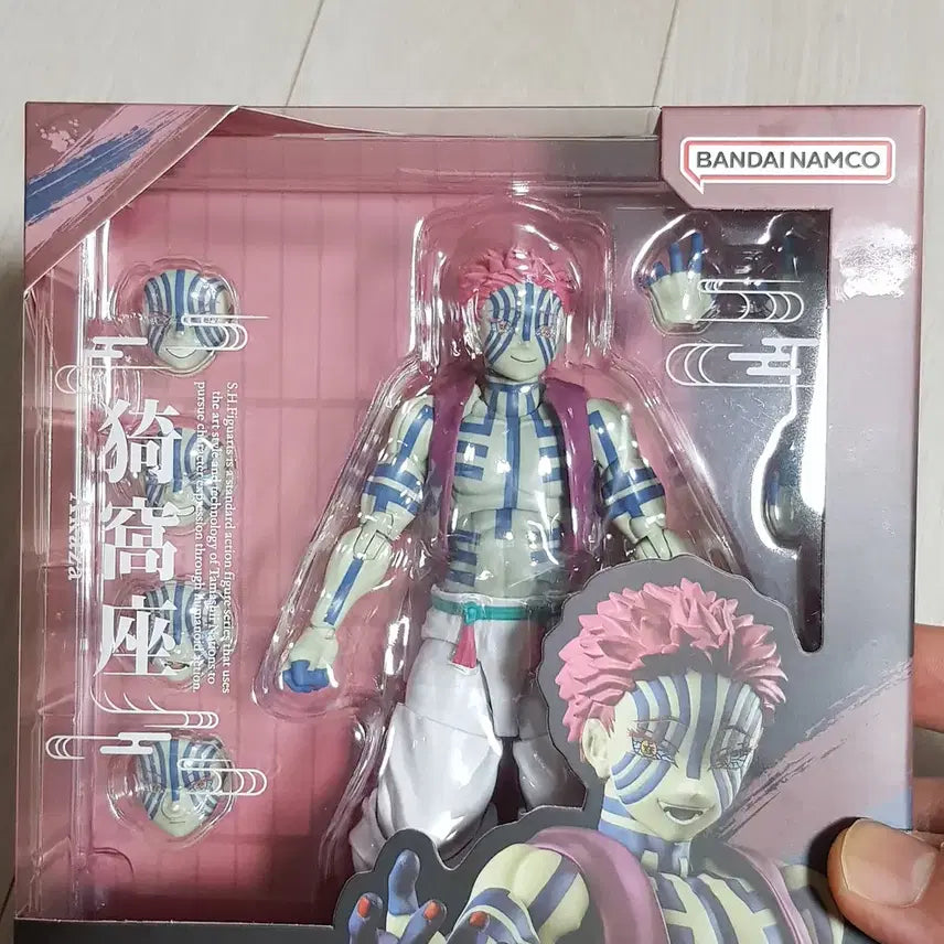 [SOLD OUT] [S.H Figuarts] 아츠제로 오리지널 귀멸의 칼날 아카자 피규어
