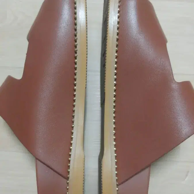 [BUNJANG] Atte Vanessa Bruno Brown Sandals / 아떼 바네사브루노 브라운 샌들 235